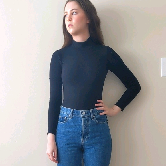 Sade Backless Bodysuit - Picture 7 of 9